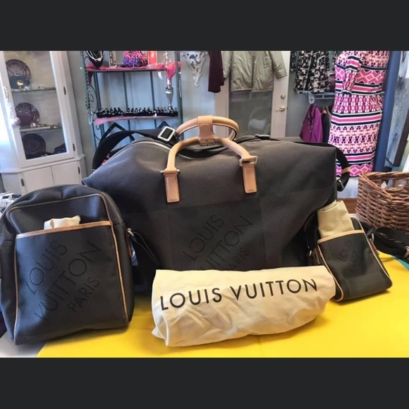 WELCOME TO OLIVIA’S SHOP - Picture 12 of 16